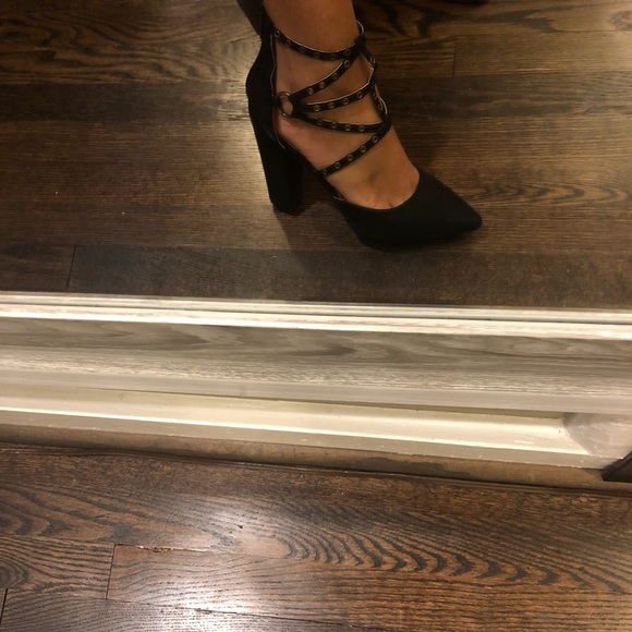 *FLASH SALE* BLACK SUEDE CAGE HEELS - Picture 4 of 4